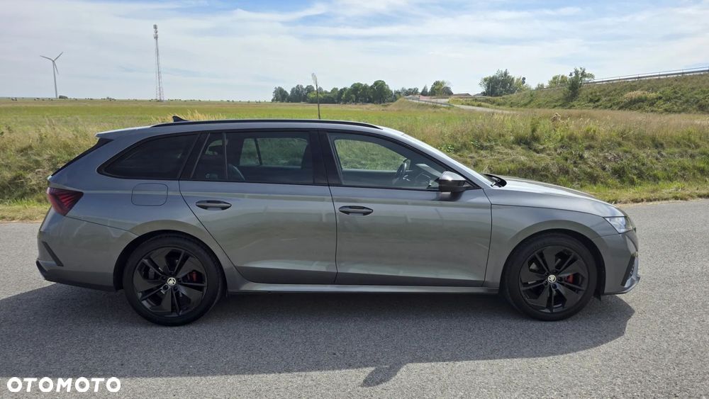 Skoda Octavia 2.0 TDI RS DSG - 5
