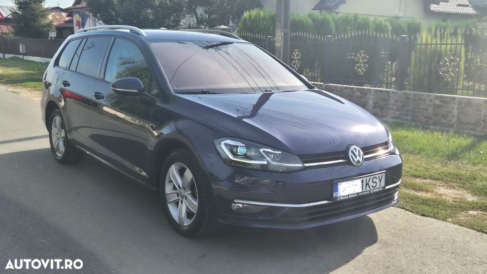 Volkswagen Golf - 2
