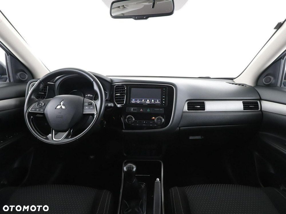 Mitsubishi Outlander 2.0 2WD Edition 100 - 15