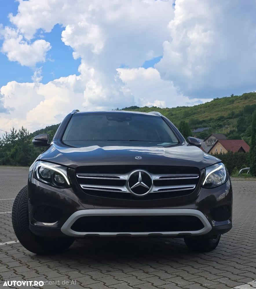 Mercedes-Benz GLC - 14