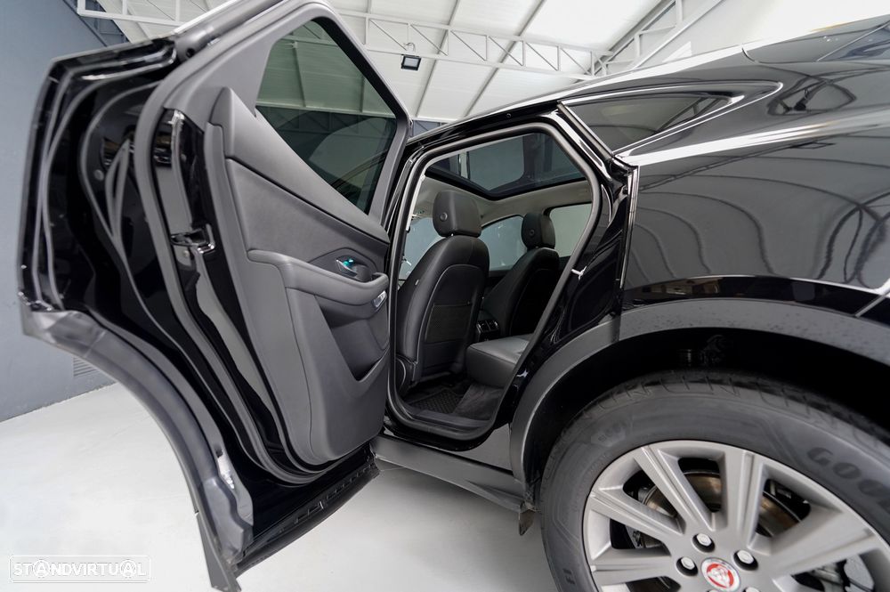 Jaguar E-Pace 2.0 P200 S AWD Aut. - 18