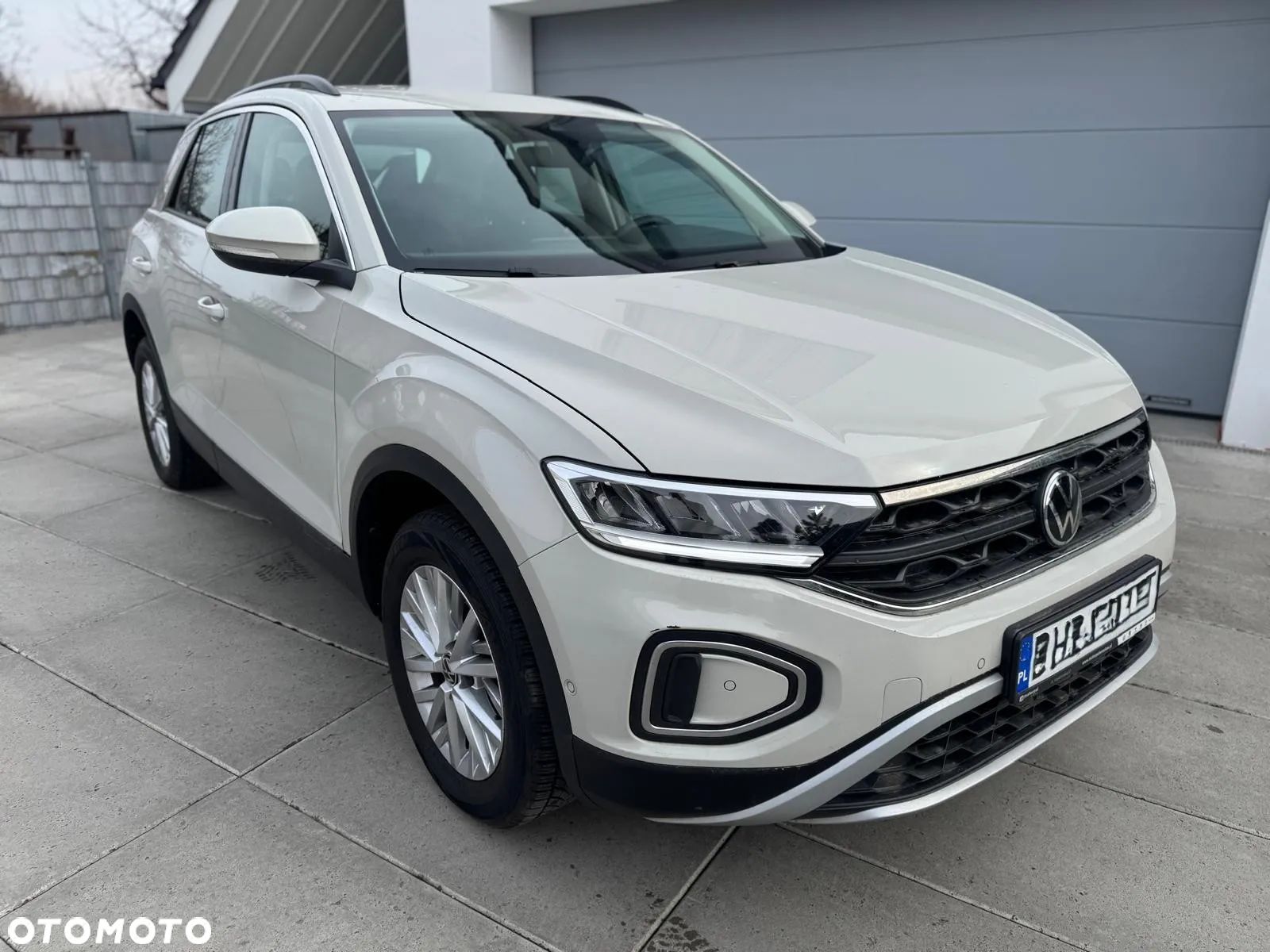 Volkswagen T-Roc - 1