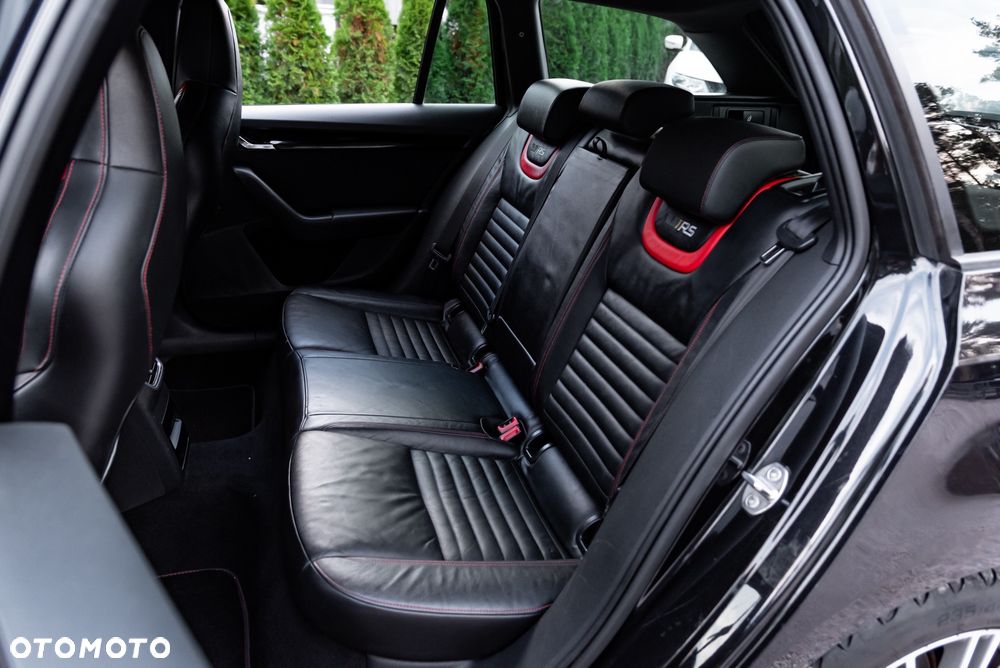 Skoda Octavia 2.0 TSI RS 230 - 20
