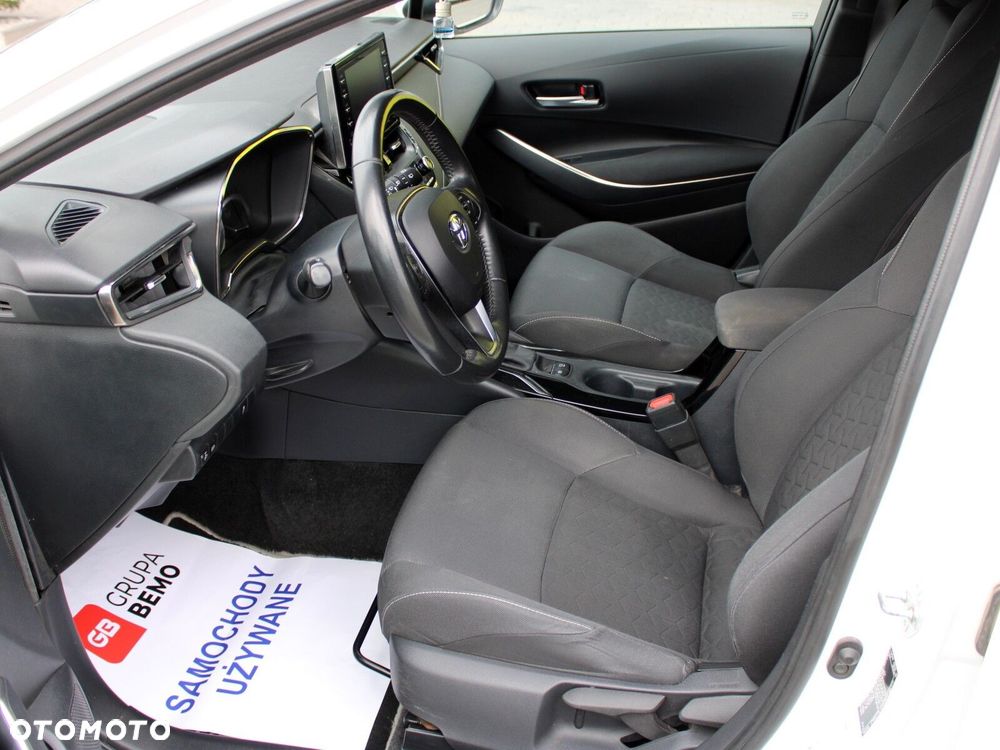 Toyota Corolla 1.8 Hybrid Comfort - 10