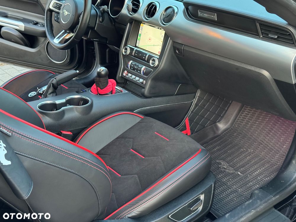 Ford Mustang 5.0 V8 GT - 14