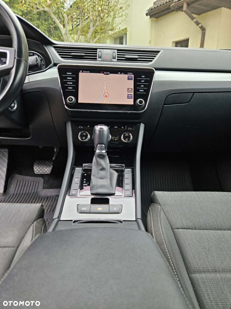Skoda Superb 2.0 TDI Ambition DSG - 12