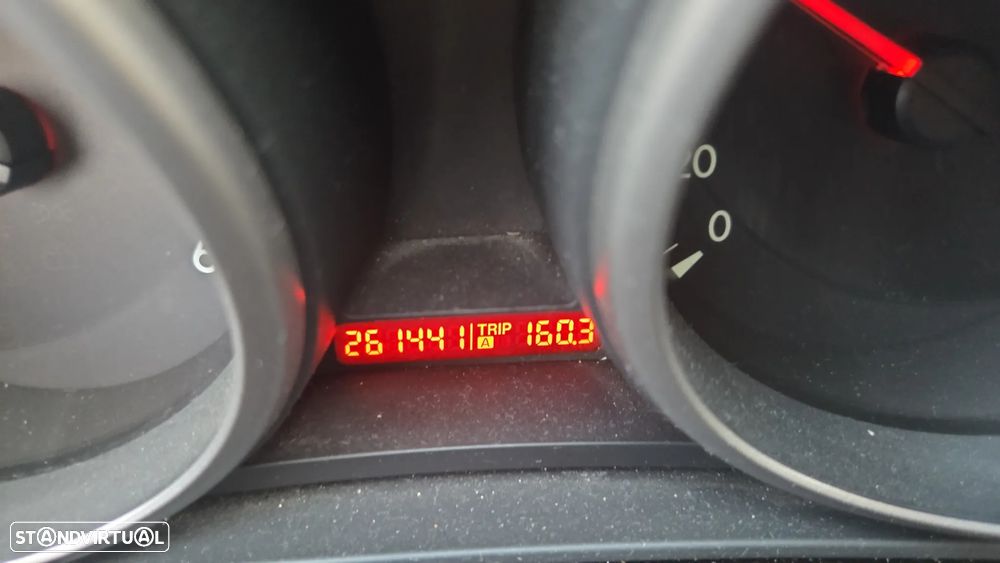 Mazda 3 Hatchback MZ-CD 1.6 Comfort - 7