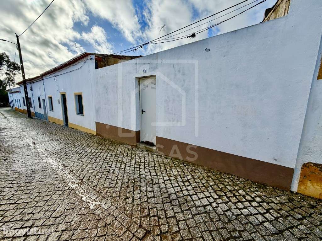 Garagem com 107 m2 de área total em Trindade - Grande imagem: 4/11