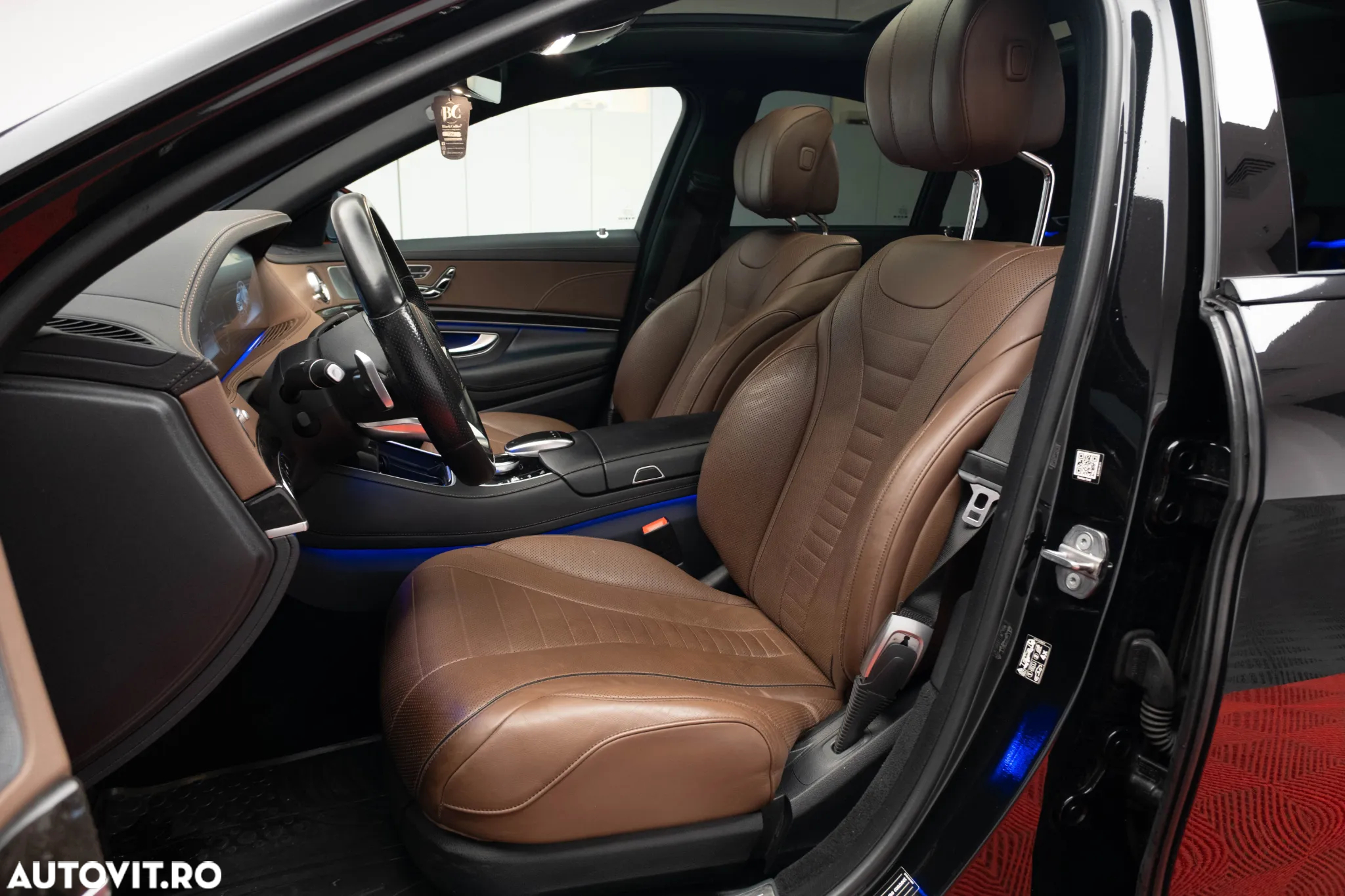Mercedes-Benz S 400 d 4Matic 9G-TRONIC - 35