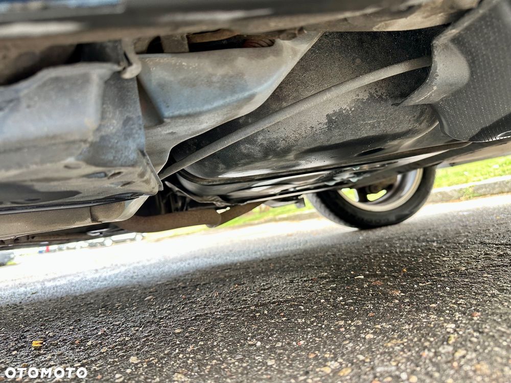 Toyota Prius 1.5 VVT-i Sol - 27