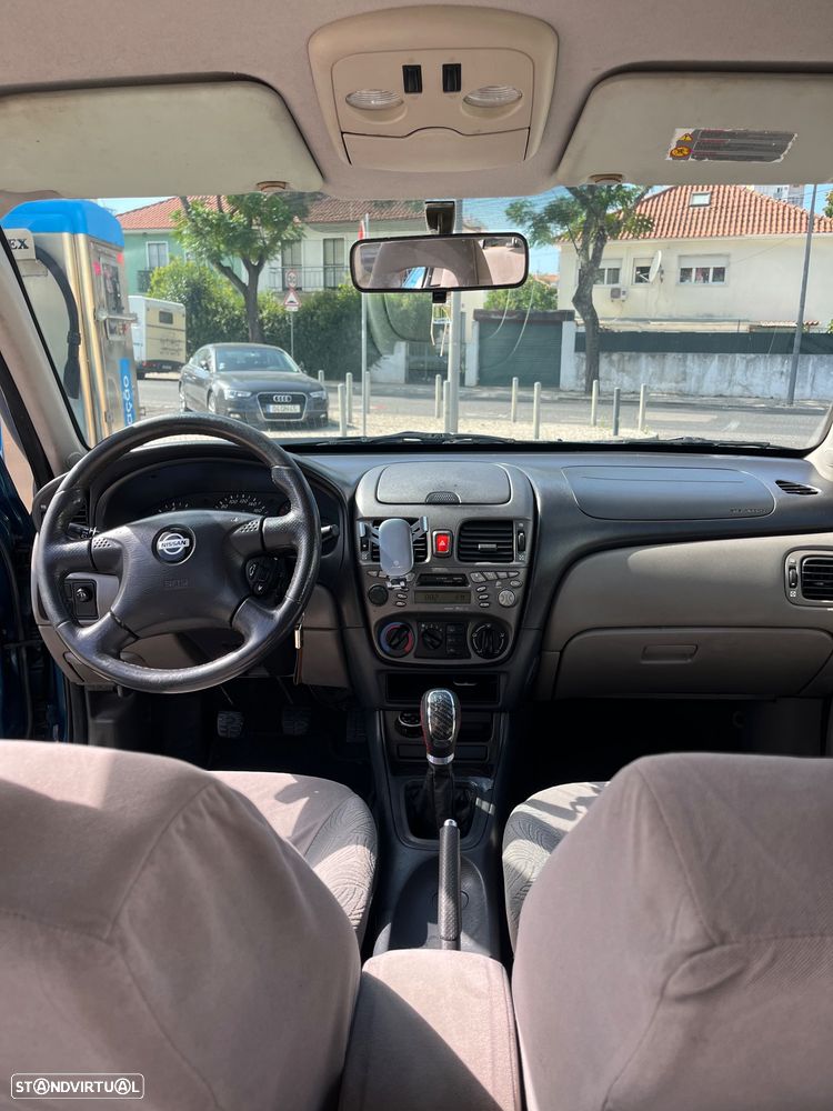 Nissan Almera 1.5 Comfort ABS+AC - 5
