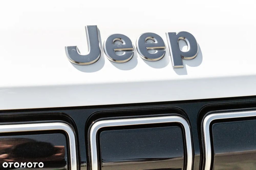 Jeep Avenger 1.2 T3 mHEV Altitude FWD eDCT6 - 4