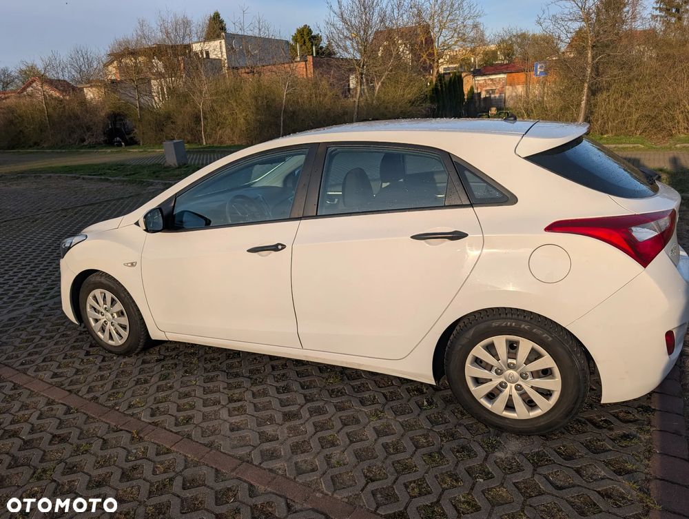 Hyundai i30 1.4 Base - 5