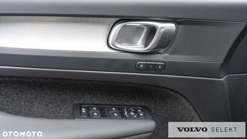 Volvo XC 40 - 21