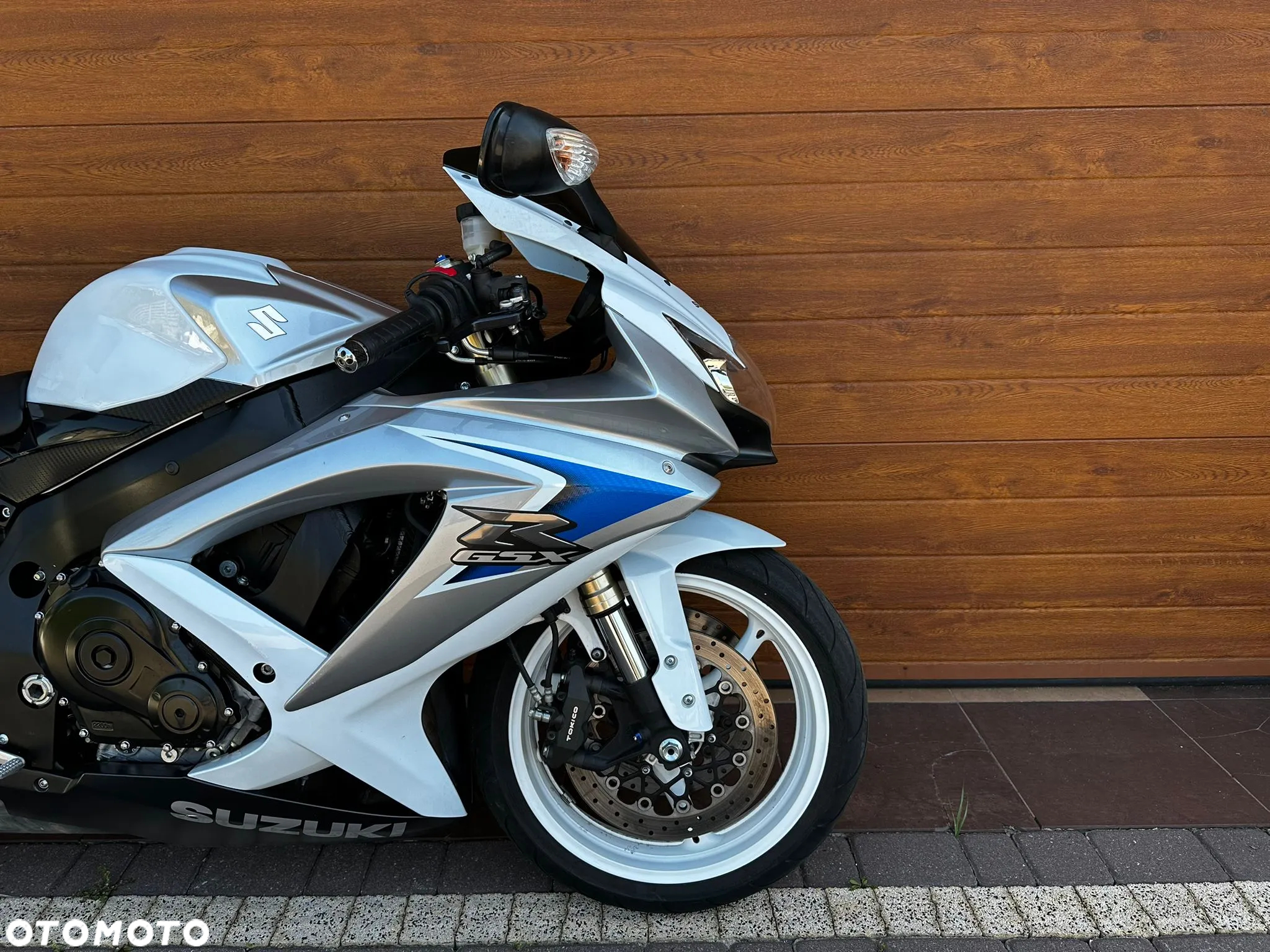 Suzuki GSX-R - 4