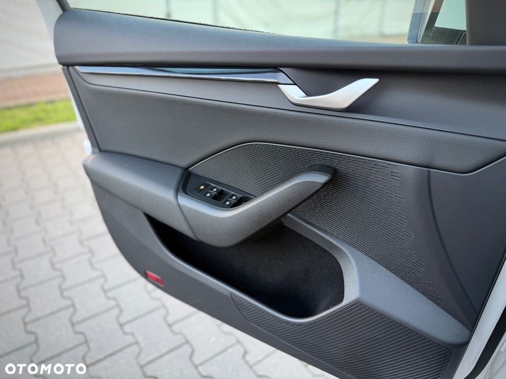 Skoda Octavia 1.5 TSI Essence - 37