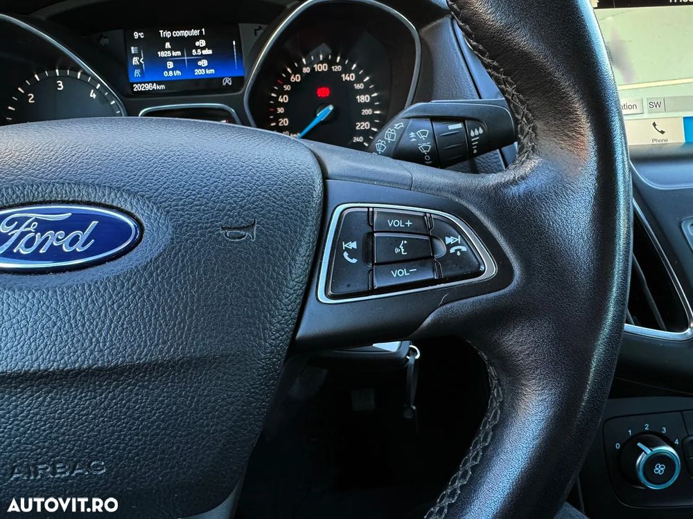 Ford Focus 1.5 EcoBlue Titanium Business - 30