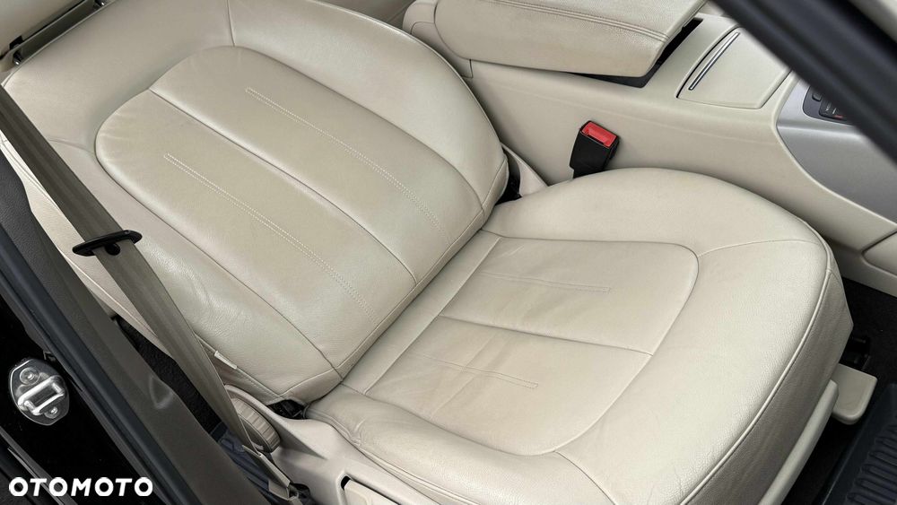 Audi A6 Avant 2.0 TDI ultra S tronic - 16