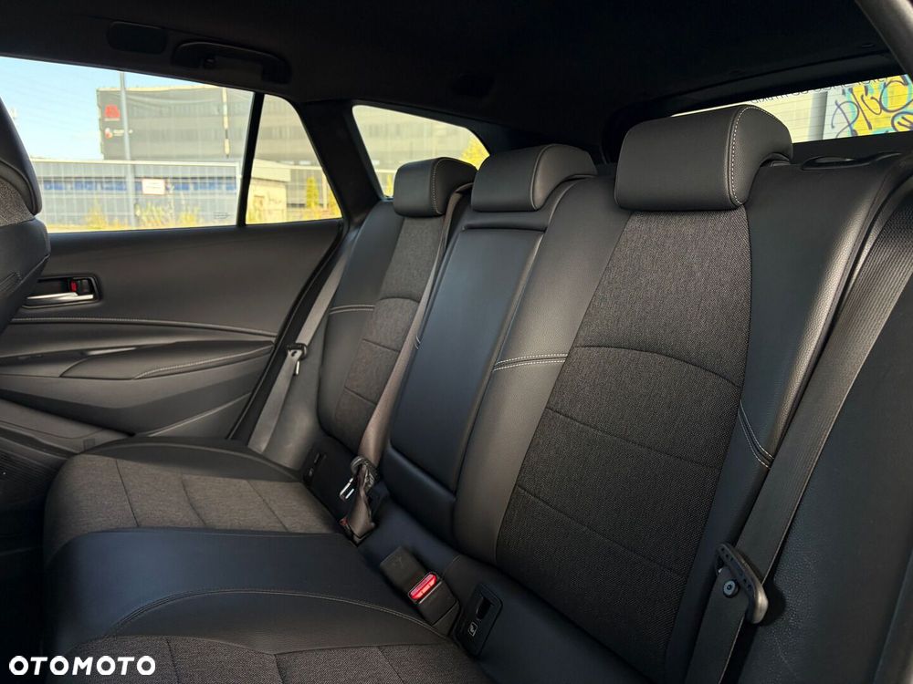 Toyota Corolla 1.8 Hybrid Style - 15