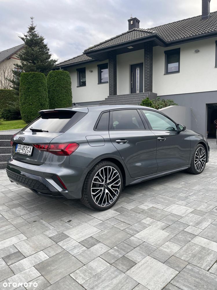 Audi A3 Sportback - 3