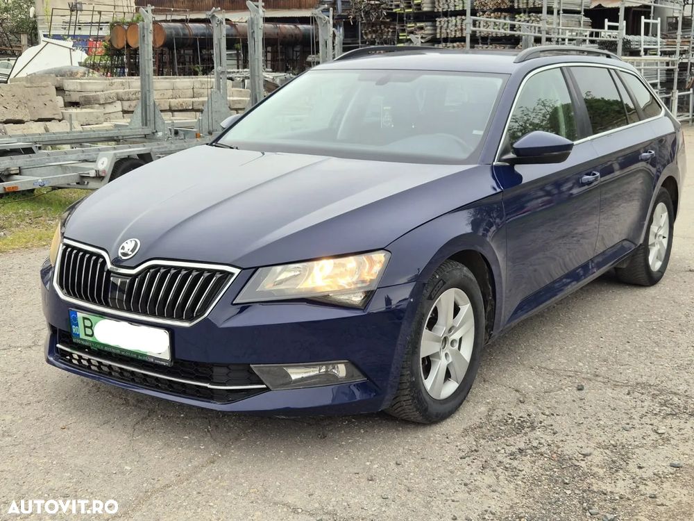 Skoda Superb 2.0 TDI DSG Ambition - 1