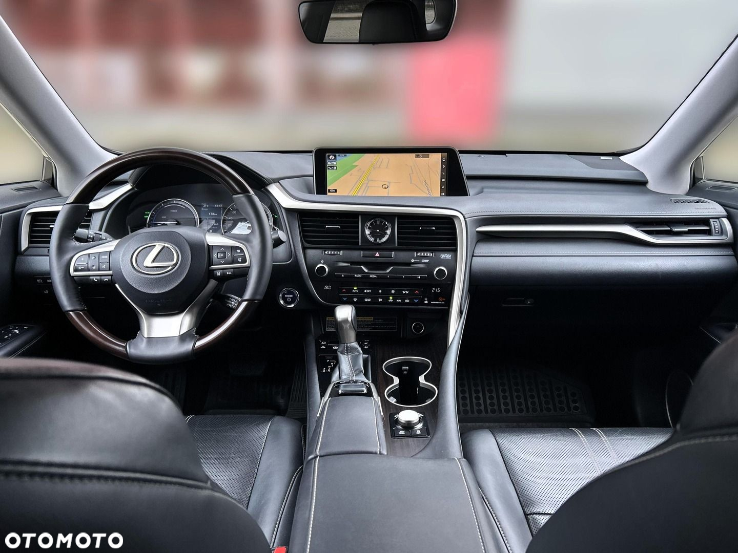 Lexus RX - 11