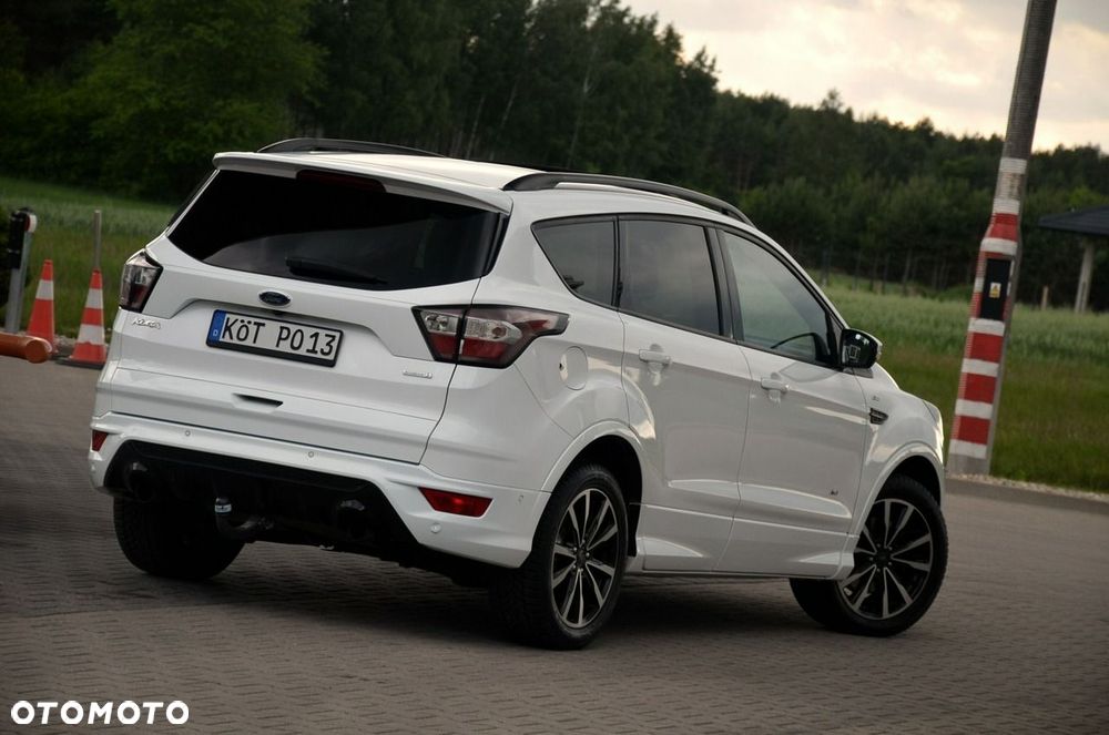 Ford Kuga - 11