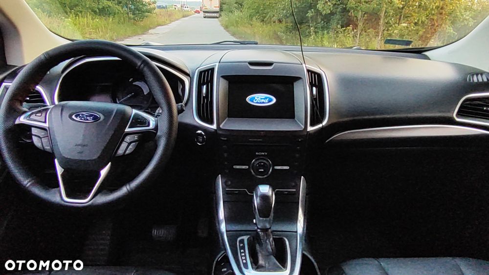 Ford Edge - 12