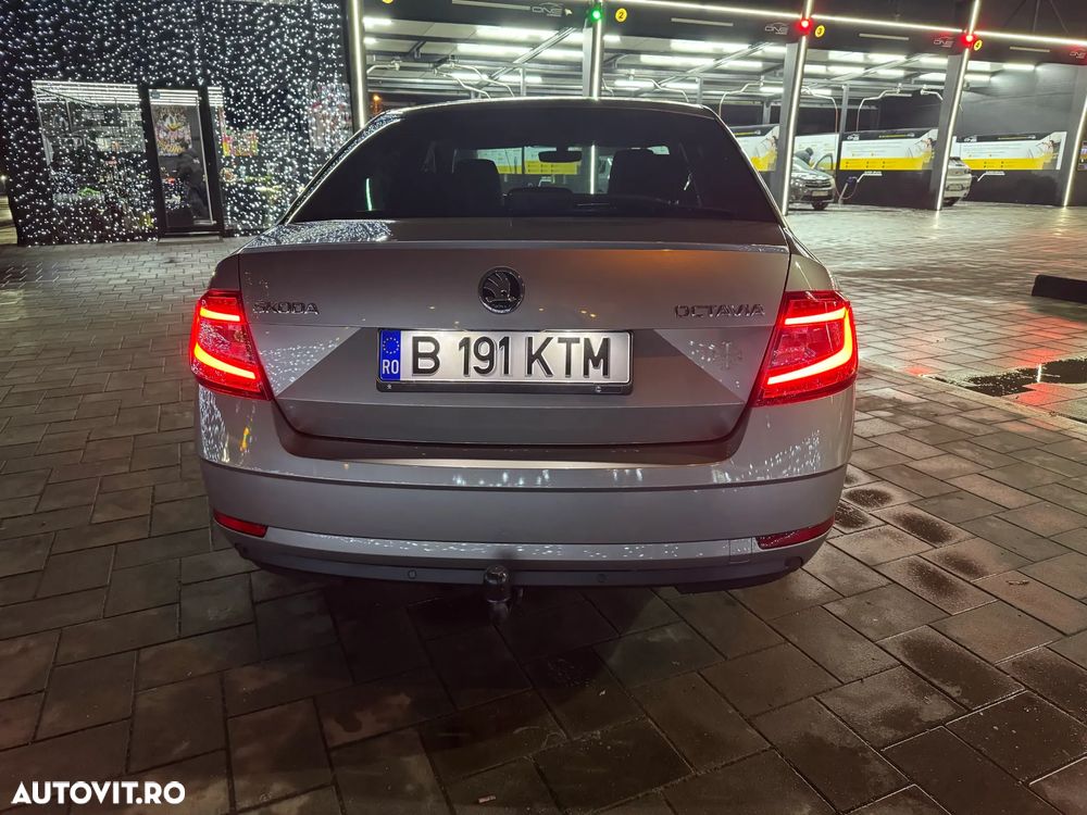 Skoda Octavia 1.5 TSI DSG MHEV Style - 7