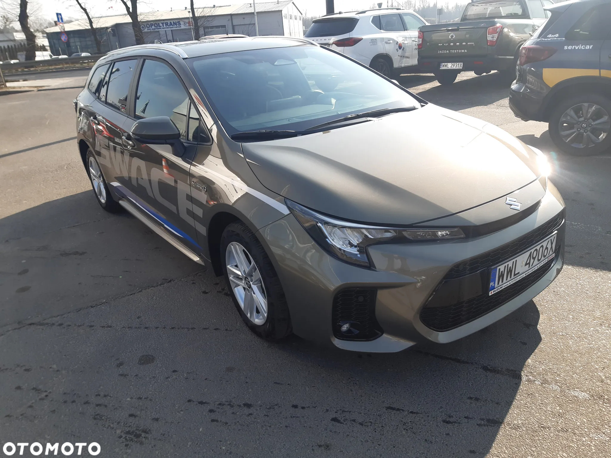 Suzuki Swace 1.8 Hybrid Premium Plus CVT - 3