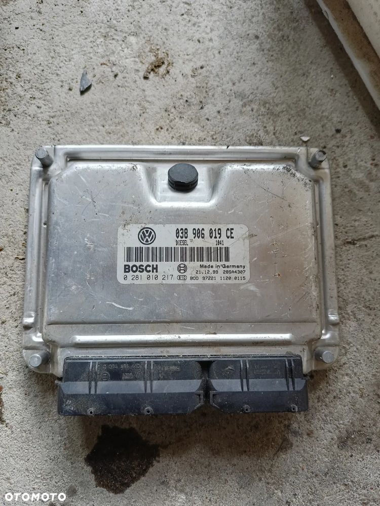 KOMPUTER SILNIKA VW PASSAT 1.9 TDI 038906019CE 0281010217 - 1