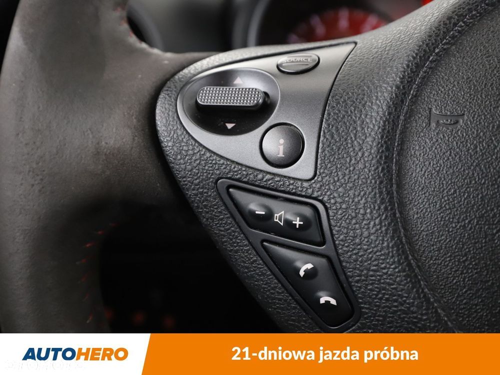 Nissan Juke 1.6 DIG-T Nismo RS - 29