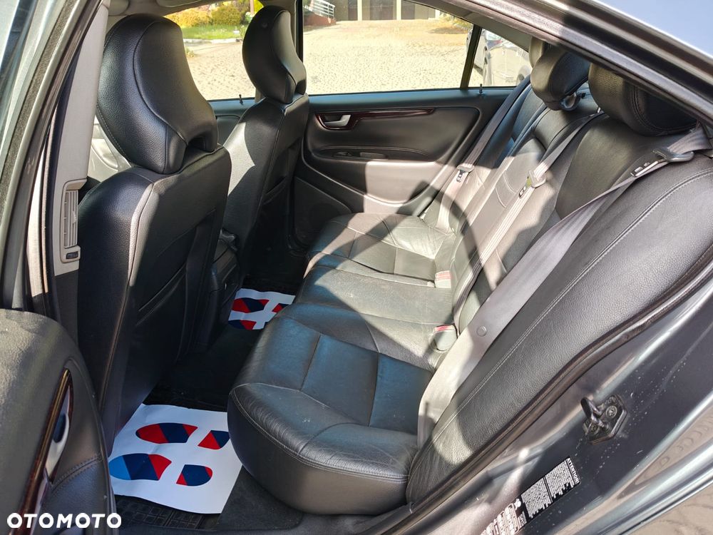 Volvo S60 2.5T Edition - 10