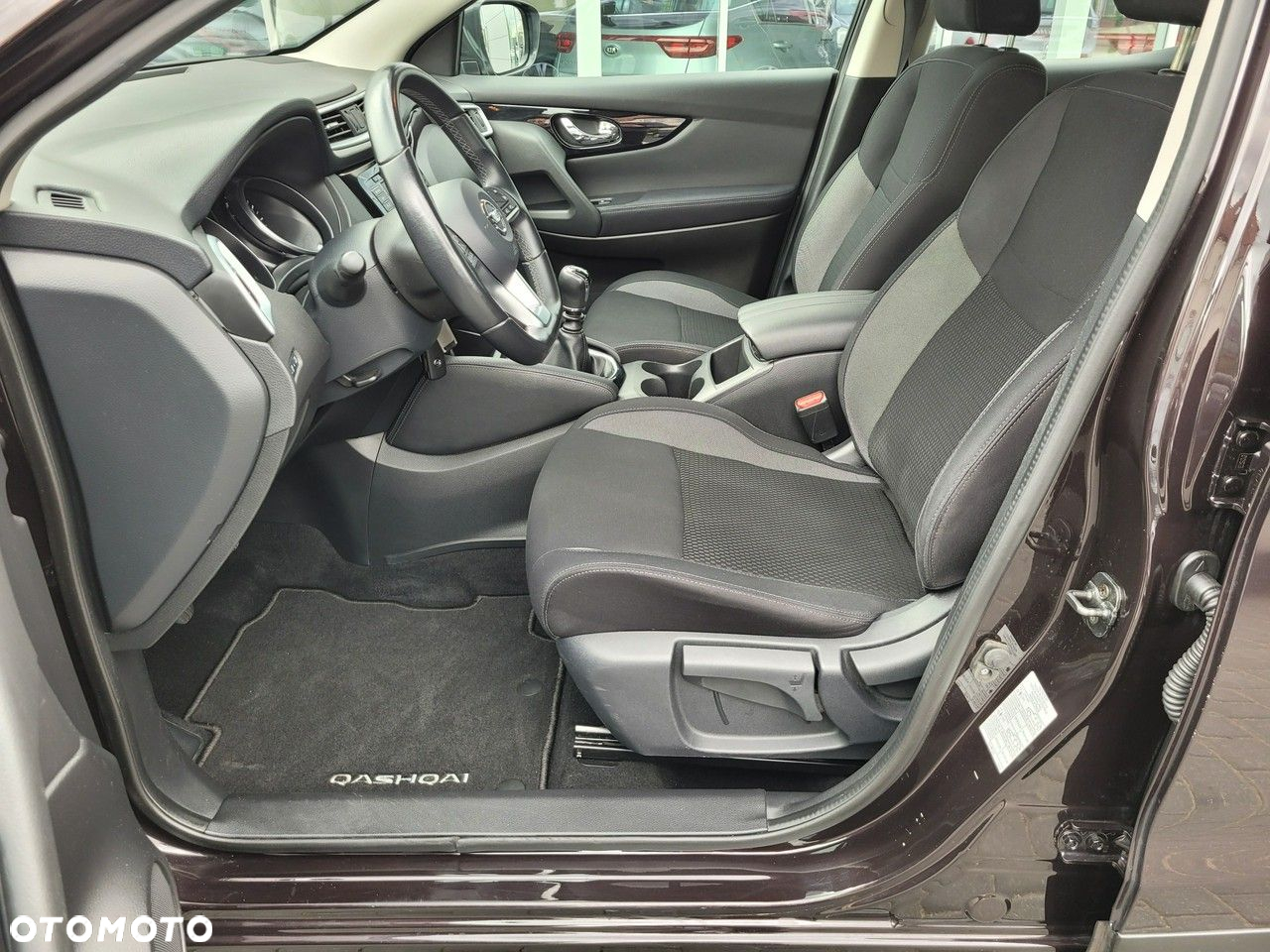 Nissan Qashqai 1.3 DIG-T Acenta - 11