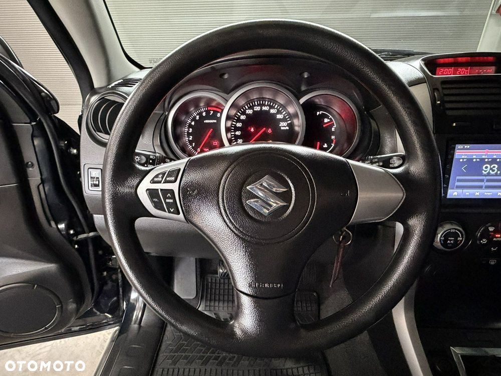 Suzuki Grand Vitara - 27