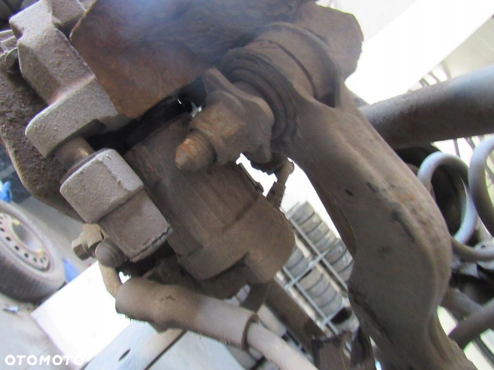 Volkswagen Golf VII 2016 tył zawieszenie oś - 3