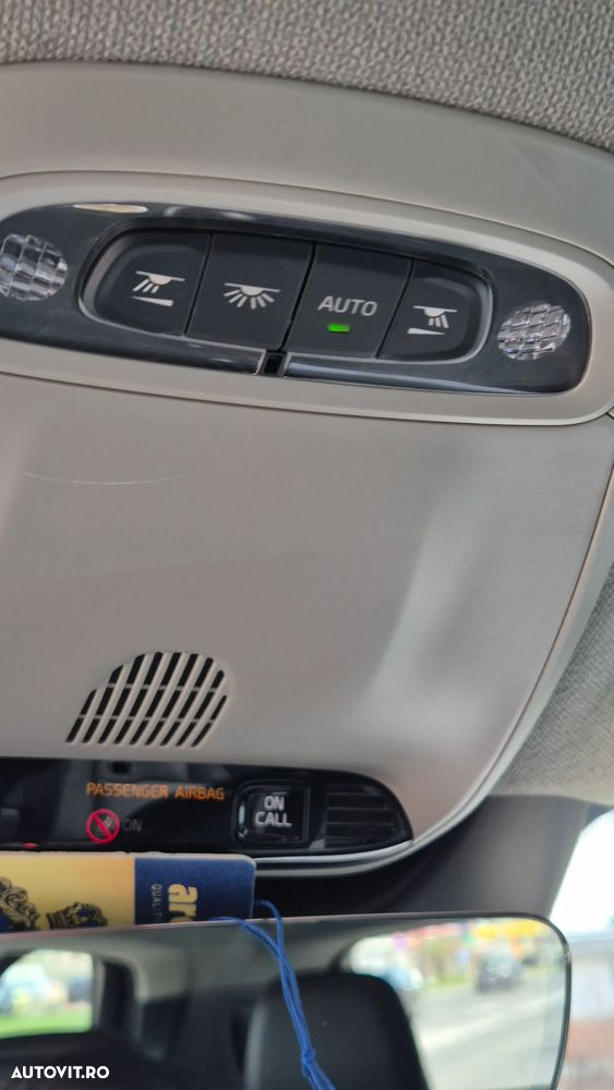 Volvo XC 40 D4 AWD Momentum Pro - 20