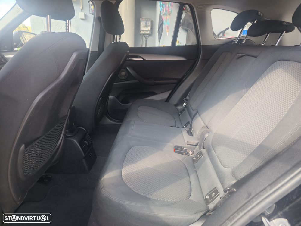 BMW X1 xDrive25e xLine - 9