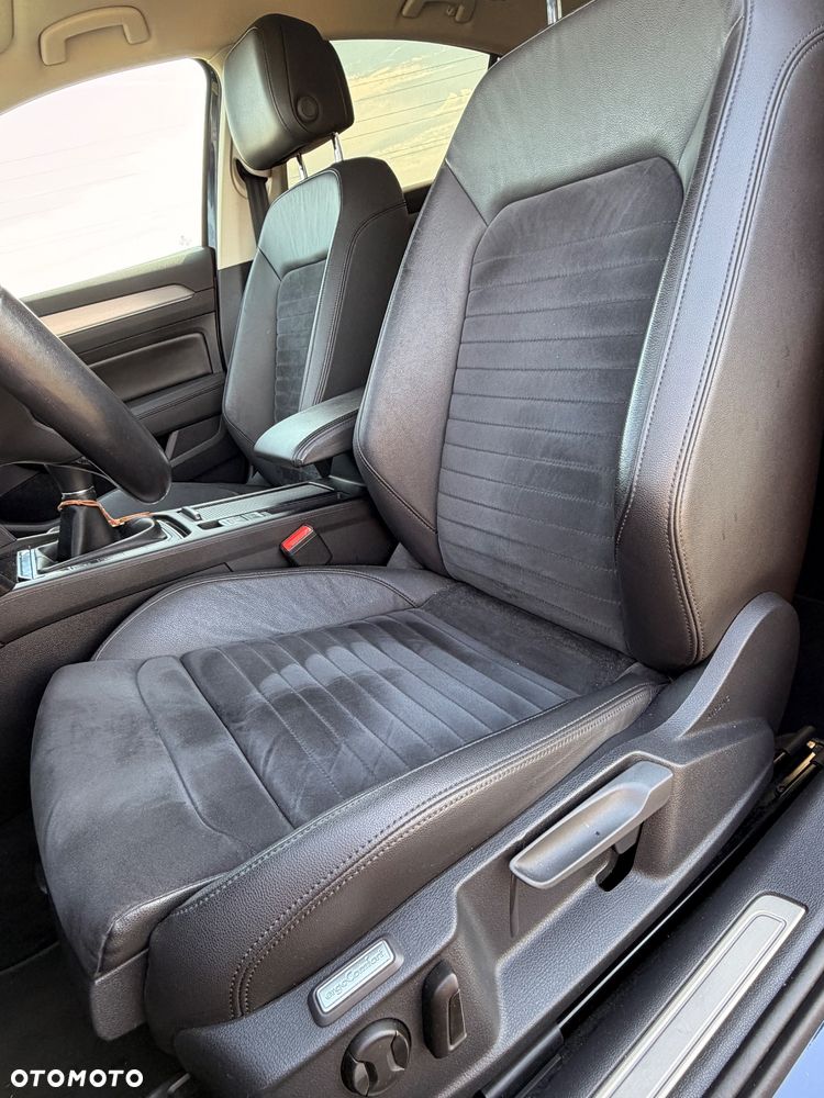Volkswagen Passat 1.4 TSI BMT ACT Highline - 21