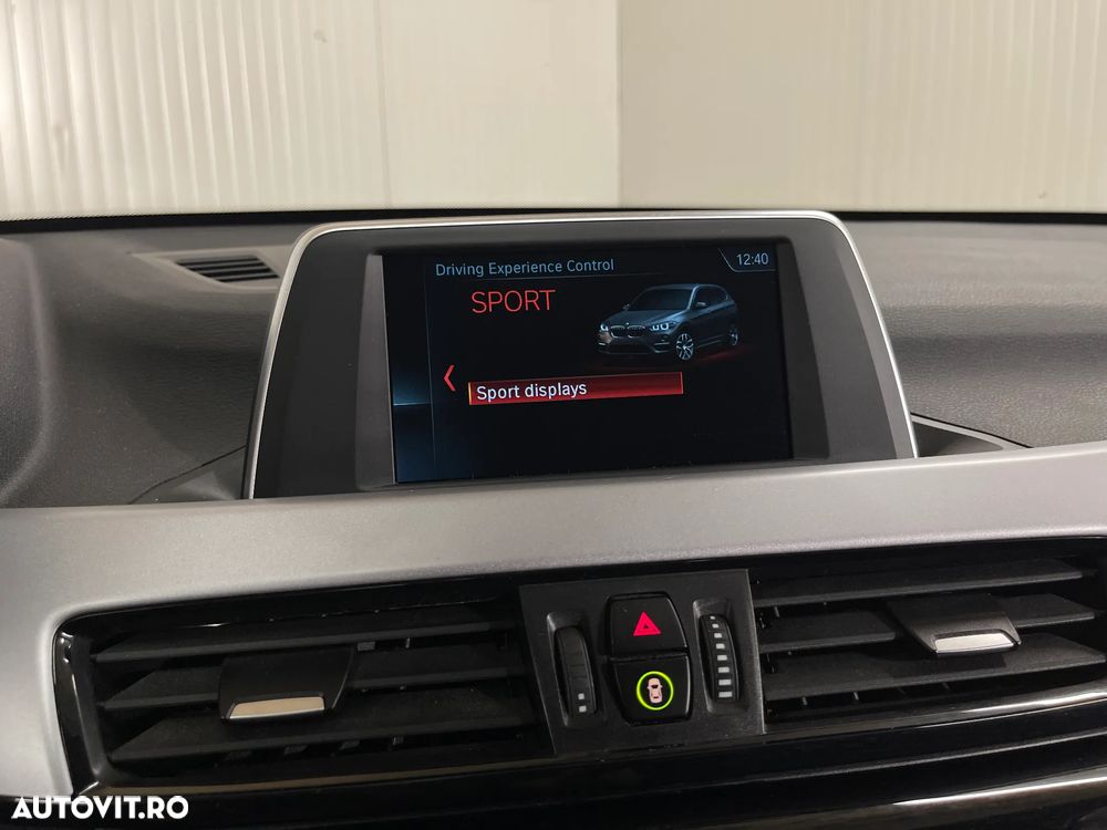 BMW X1 sDrive18i Aut. Advantage - 18
