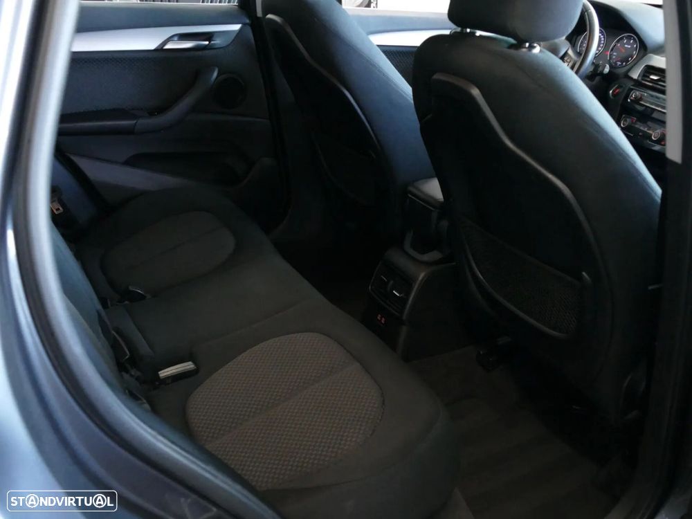 BMW X1 16 d sDrive - 29