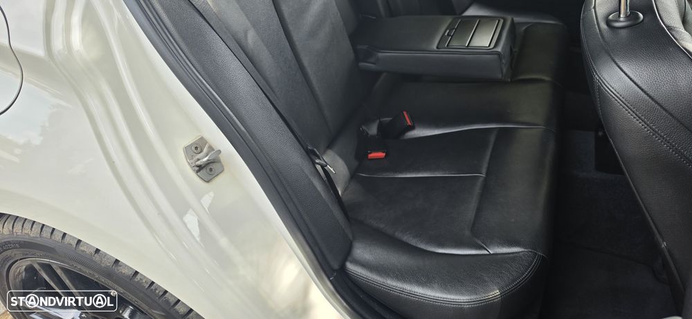 BMW 120 d Aut. M Sport - 34