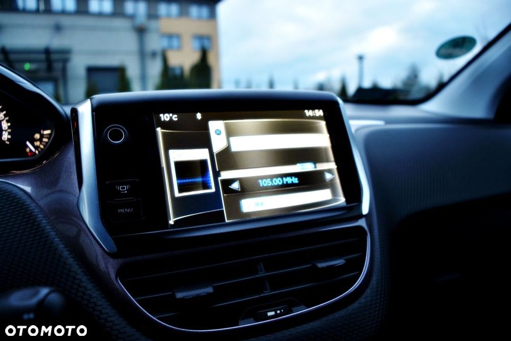 Peugeot 2008 1.2 VTi/Pure Tech Access - 19