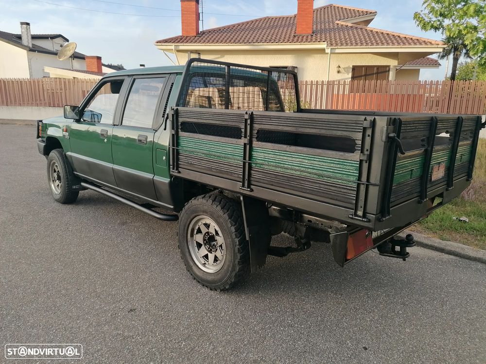 Mitsubishi L200/4X4 - 4