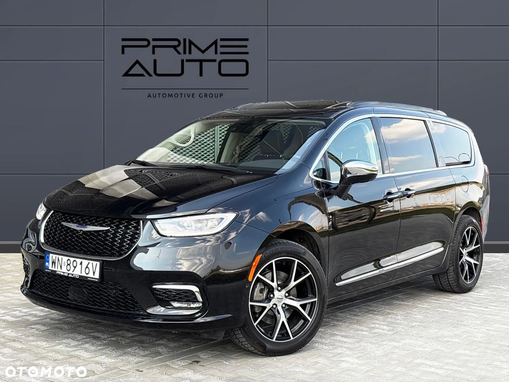 Chrysler Pacifica - 2