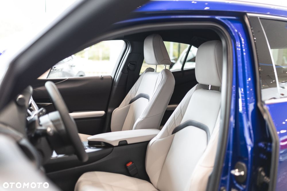Lexus UX ver-300h-f-sport-design - 7