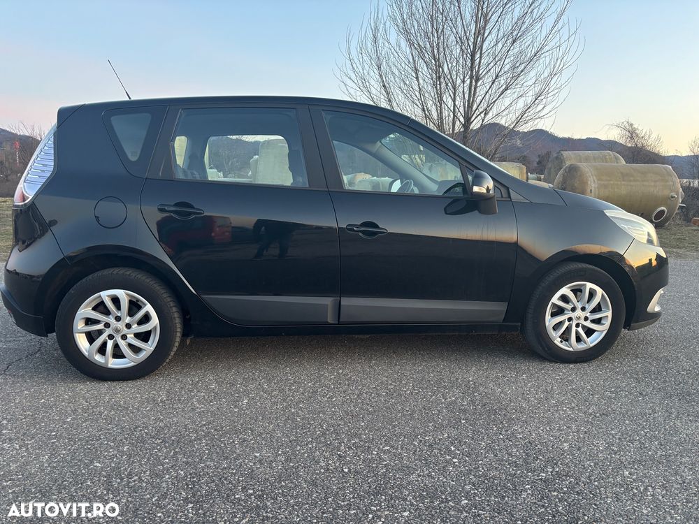 Renault Scenic - 25