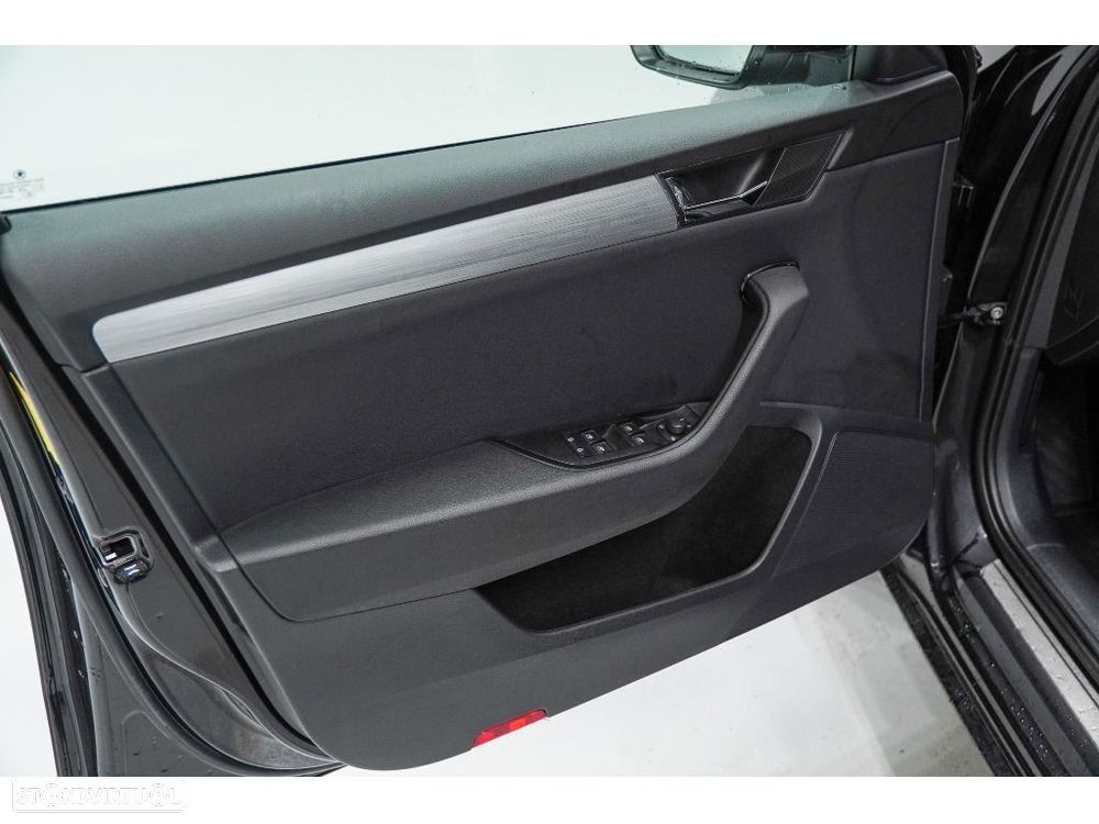 Skoda Superb Break - 17