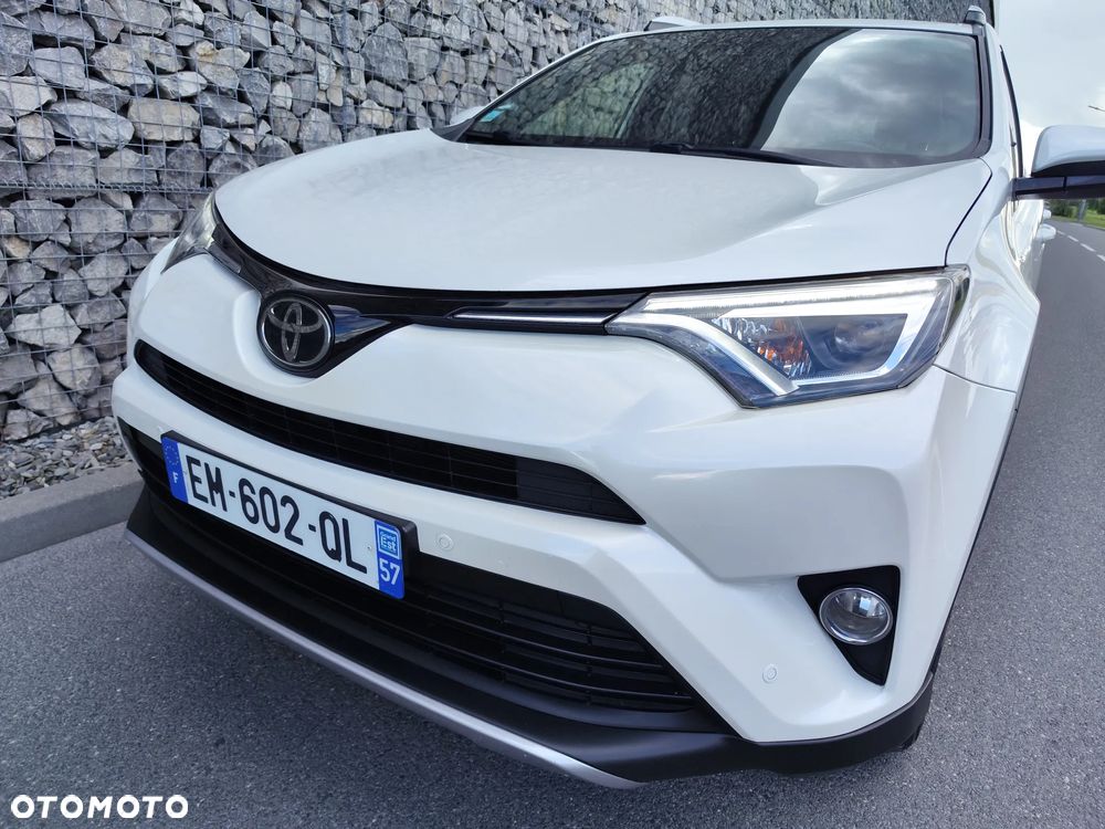 Toyota RAV4 2.0 D-4D Prestige 4x2 - 12