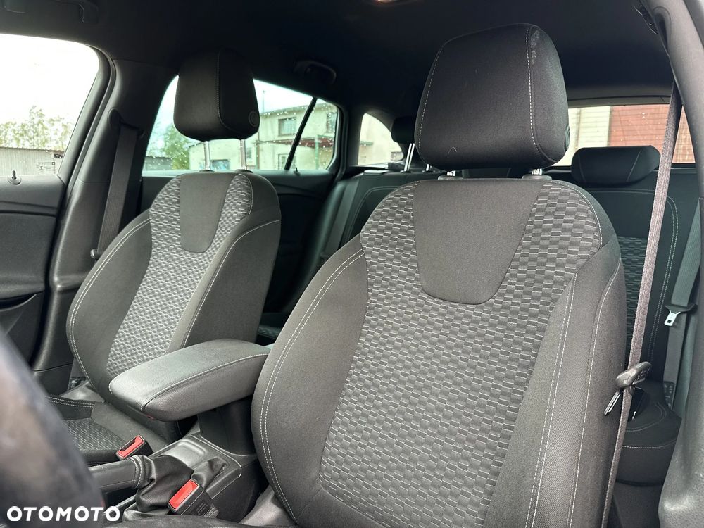 Opel Astra 1.4 T GPF Dynamic S&S - 12